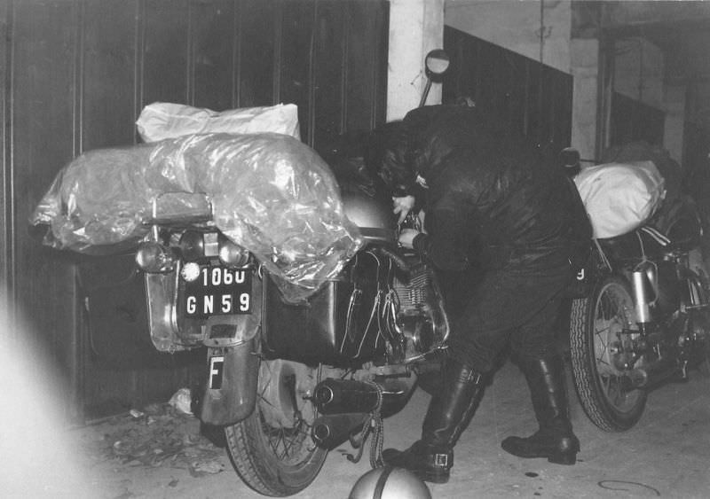 Préparation pour le départ en 380 Suzuki.